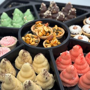 מגש פינוקים טארטלט במגוון טעמים 40 יחידות